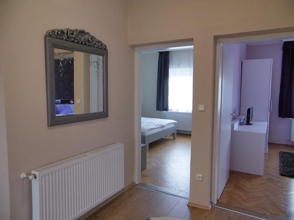 Sárvár Alfa Apartman חדר תמונה