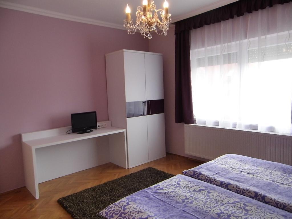 Sárvár Alfa Apartman חדר תמונה